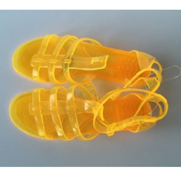 BCBG GLADIATOR SANDALS JELLY FLATS YELLOW size 7 - Picture 2 of 2